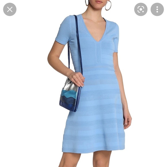 Sandro Women’s Open Flare Light Blue Short Sleeve V Neck Stretchy Dress Size 1 - Picture 1 of 16